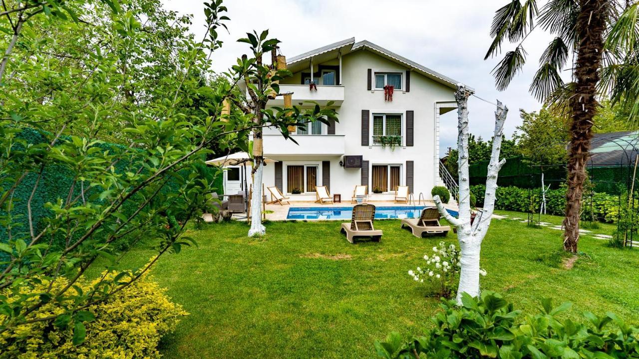 Villa Atlas Muhafazakar Havuzlu, Mustakil Genis Bahceli Sapanca Exterior foto