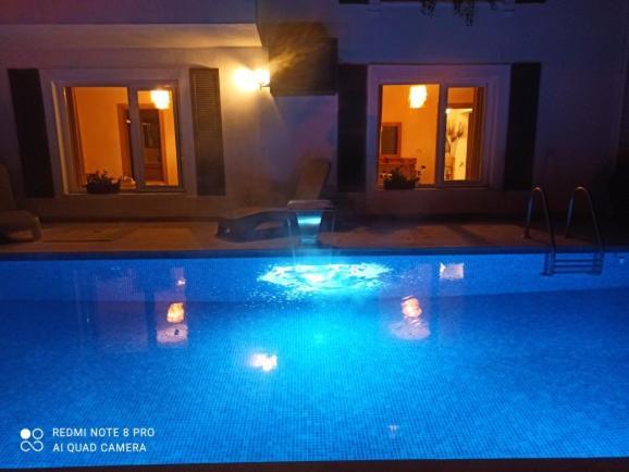 Villa Atlas Muhafazakar Havuzlu, Mustakil Genis Bahceli Sapanca Exterior foto