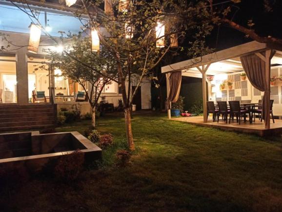 Villa Atlas Muhafazakar Havuzlu, Mustakil Genis Bahceli Sapanca Exterior foto