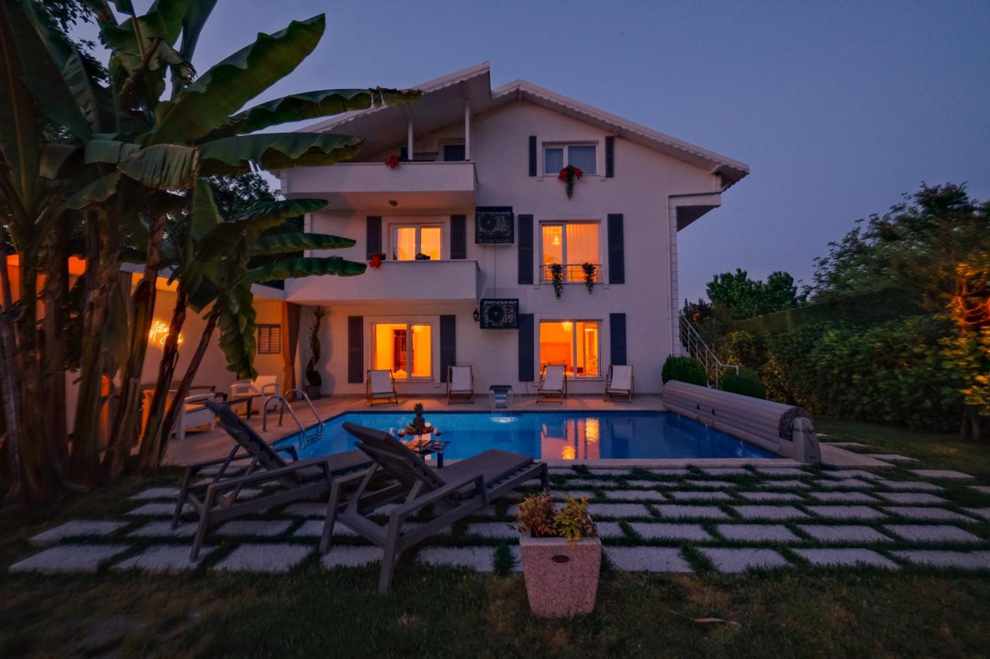 Villa Atlas Muhafazakar Havuzlu, Mustakil Genis Bahceli Sapanca Exterior foto